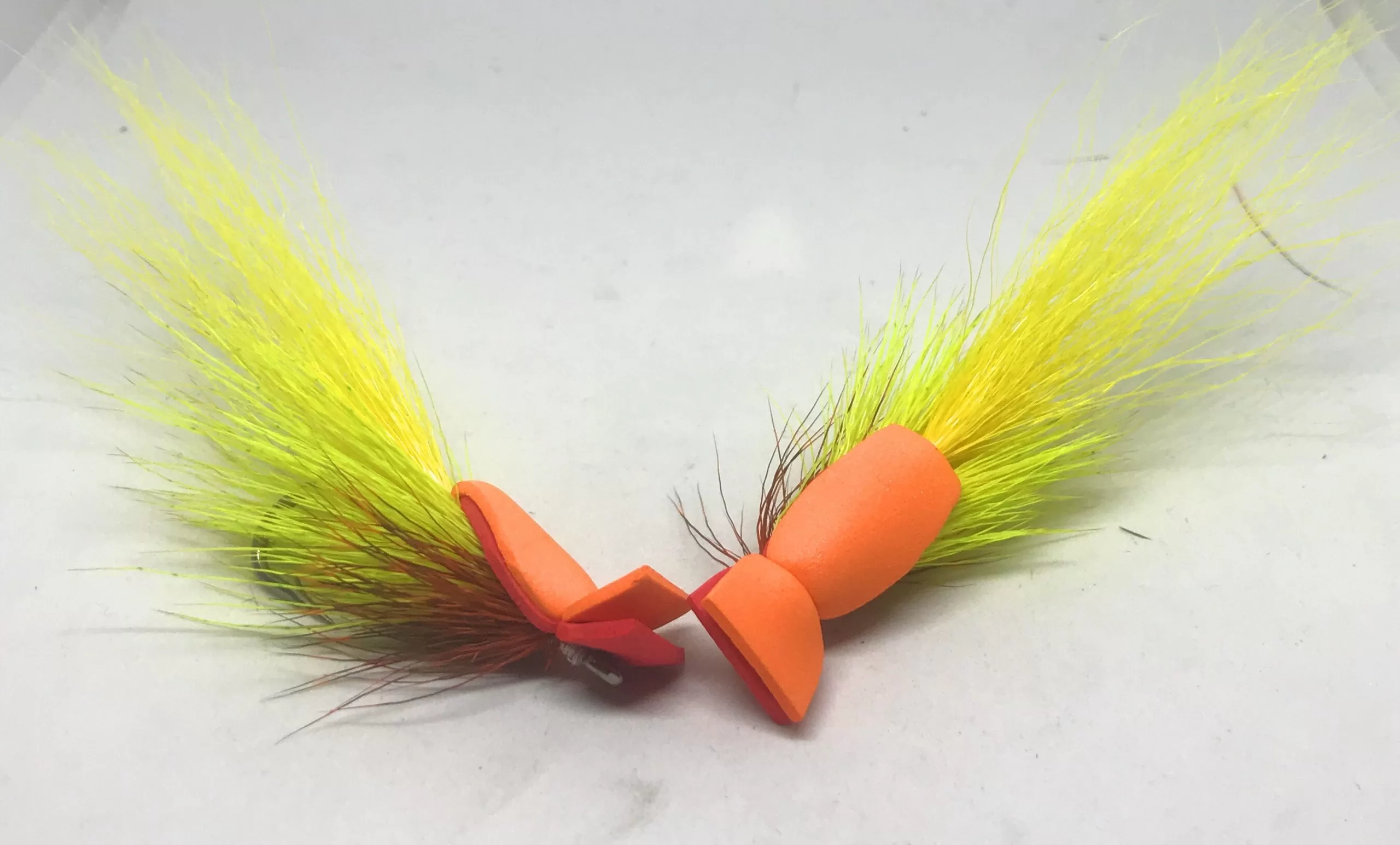 Gurgler Orange & YellowSaltwater Fly <p> 1 artificiali.
