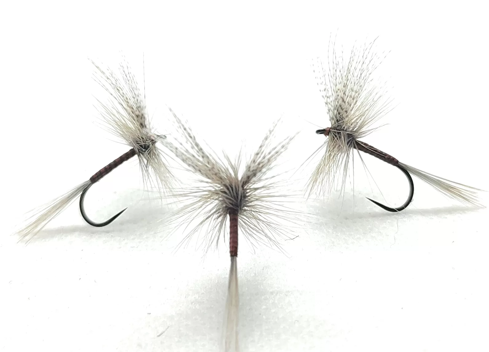 Red Spinner Grey Dry Fly <p> 3 artificiali.